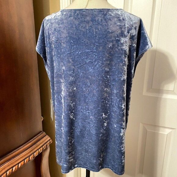 Vince Camuto Blue Velvet Blouse - Picture 3 of 8